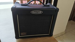 Amplificador Kustom Arrow 16 Negro