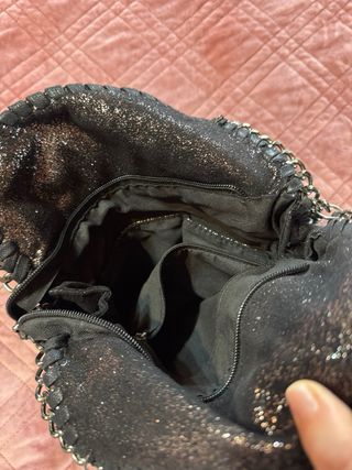 Borsa ecopelle nera e argento con catene