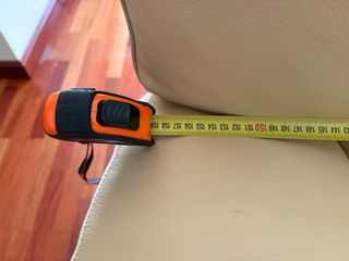 Sofá de piel beige 2 plazas reclinable