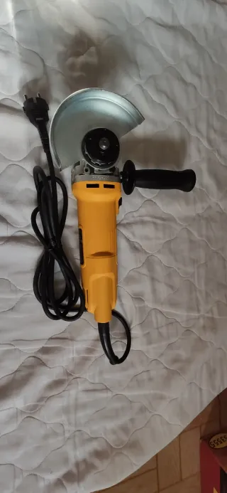 Radial DeWalt DWE4056-QS 115mm