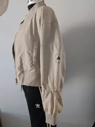 Chaqueta cortavientos Adidas by Stella McCartney