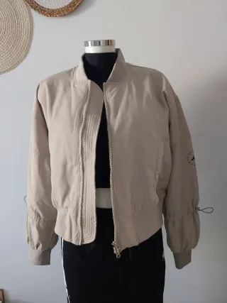 Chaqueta cortavientos Adidas by Stella McCartney