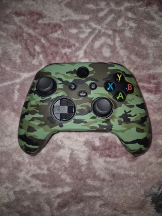 Mando Xbox Carbon Black