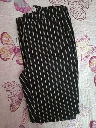 Pantalón pitillo vestir negro Mango Talla S