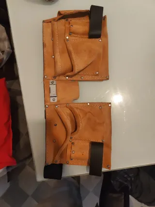 Bolsa porta herramientas de cuero