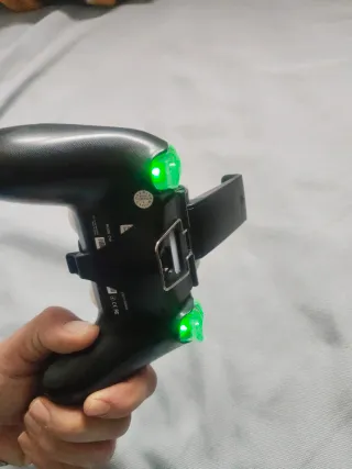 Precio negociable  Soporte Móvil Joystick PS4