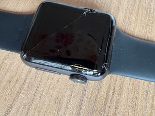 Apple Watch Series 3 Negro 38mm (Pantalla Rota)