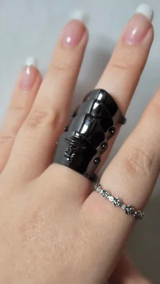 Anillo Vivienne Westwood Negro