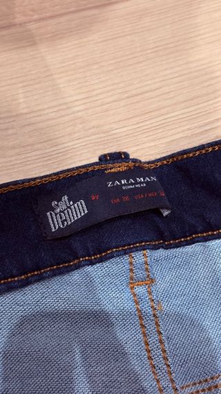 Pantalones vaqueros Zara azules talla 38