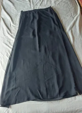 Falda larga H&M negra