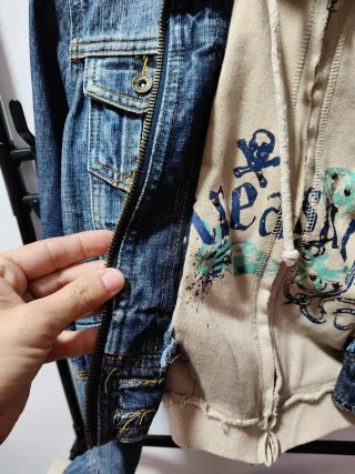 Chaqueta vaquera y sudadera mujer