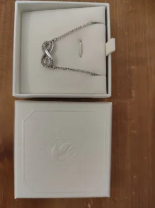 Colgante Infinito Swarovski Hyperbola Plata