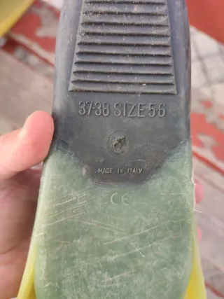 Lote ideal para familia Aletas de pesca submarino.