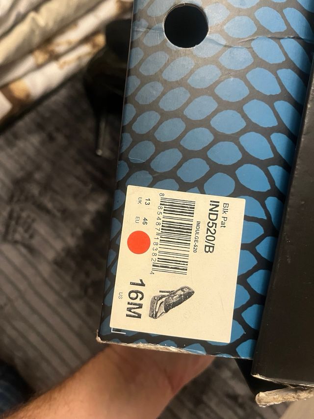 Zapatos de tacón negros talla 45