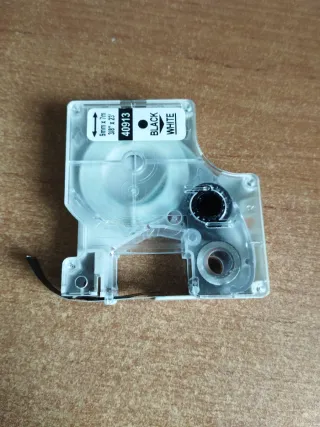 Cinta Dymo 40913 Negra/Blanca 9mm