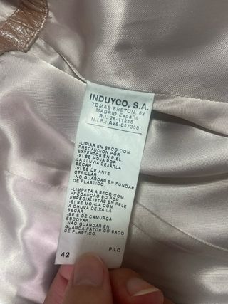 Abrigo de piel IVONNE rosa con cuello de pelo