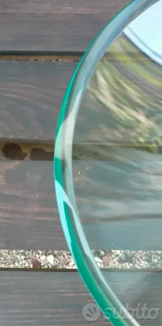 Lavandino in vetro temperato blu. Misure in foto.