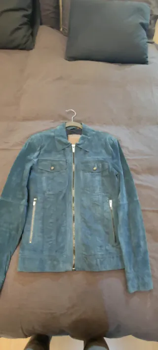 Cazadora Zara Man ante azul