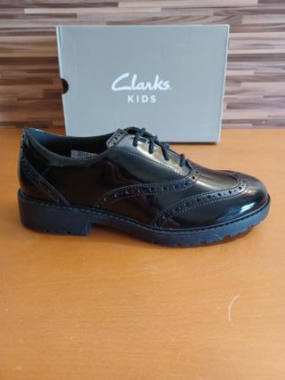 Zapatos Oxford Clarks Loxhambroguey Negros