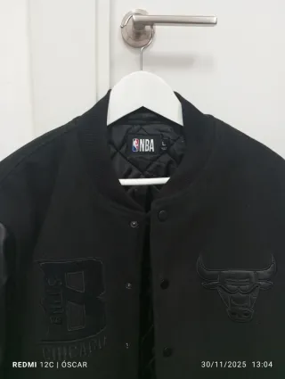 Chaqueta Chicago Bulls Negra