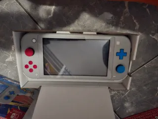 Nintendo Switch Lite Edición Pokémon
