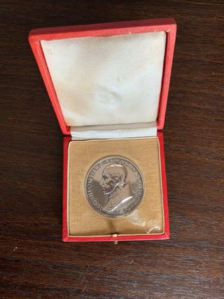 Medalla papal Pío XII