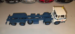 Colección camiones escala 1:43