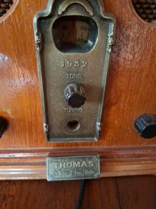 Radio vintage Thomas in legno