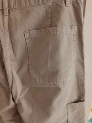 Pantalón cargo Pull&Bear beige Talla M