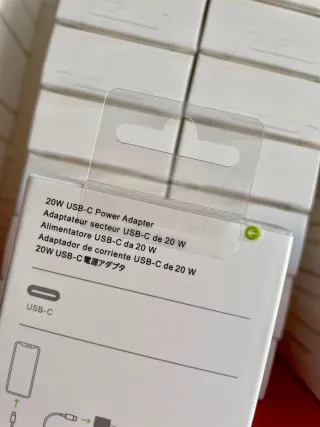 Lote Cargador iPhone 20W NUOVO ALL'INGROSSO