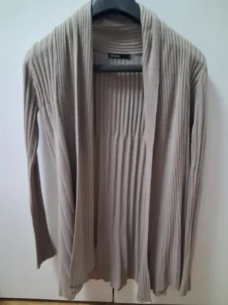 Chaqueta punto color tierra talla S