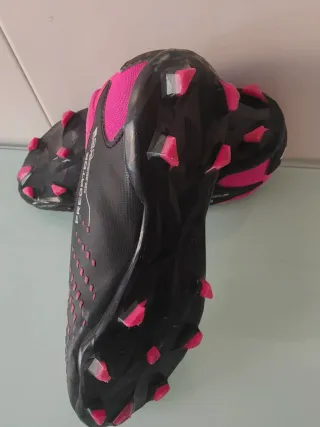 Botas de fútbol Adidas Predator.Talla 36