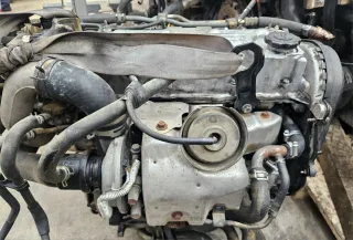 Motor Mazda Premacy D/RF Completo