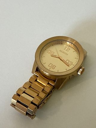 Reloj Nixon Corporal SS Dorado