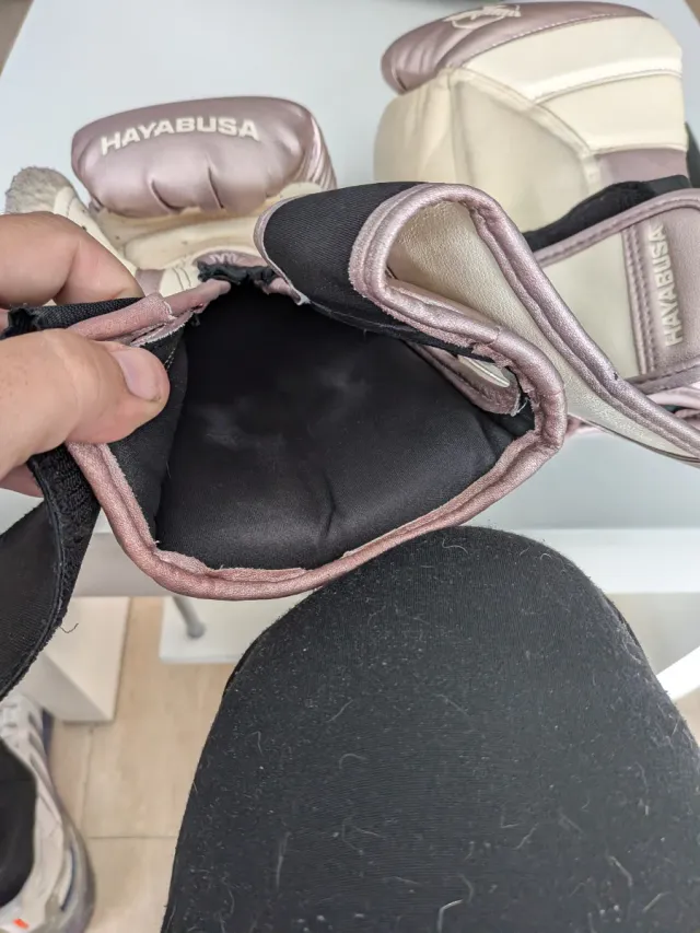 Guantes Hayabusa Beige y Rosa originales 12 onzas