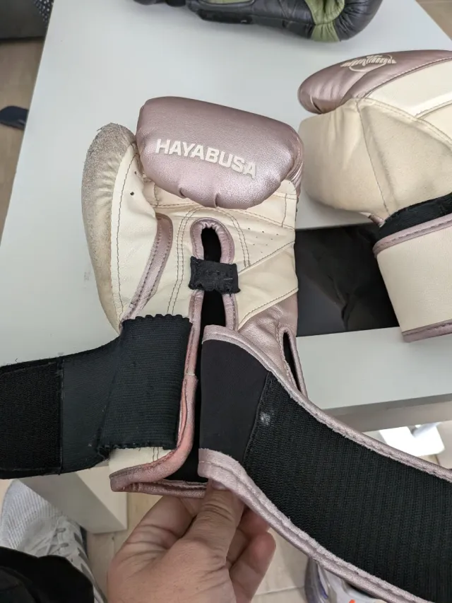 Guantes Hayabusa Beige y Rosa originales 12 onzas