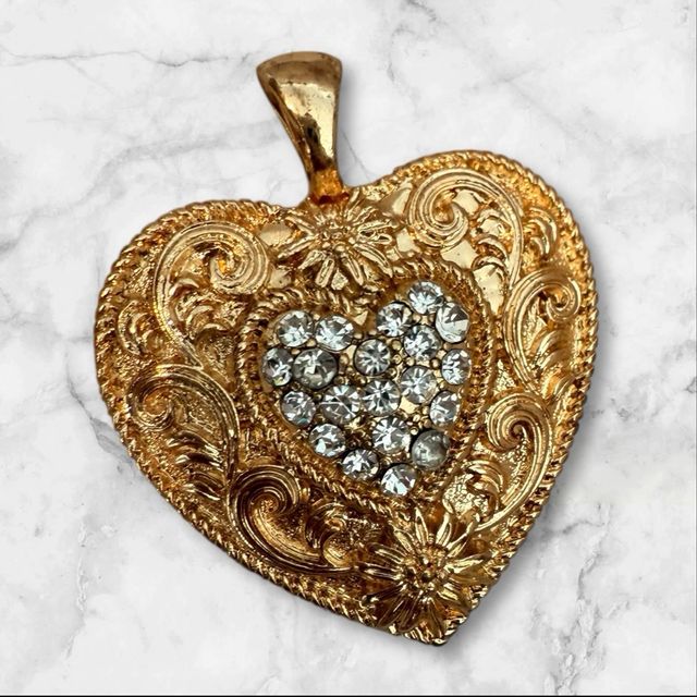 Colgante Corazón Dorado con estraza