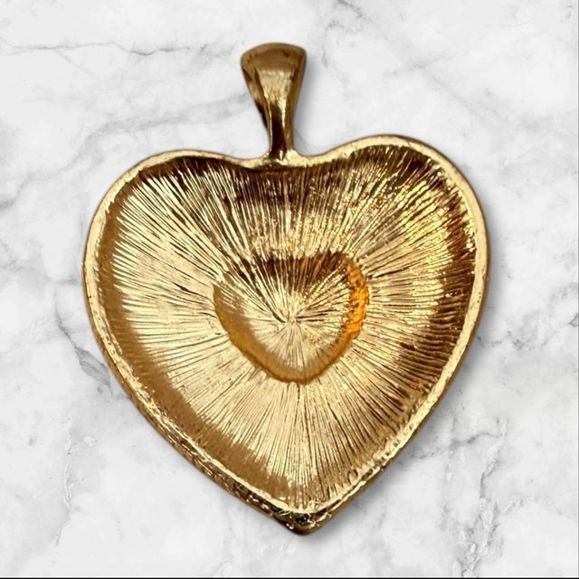 Colgante Corazón Dorado con estraza