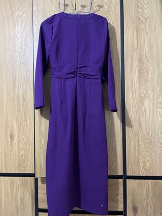 Vestido morado elegante Zara