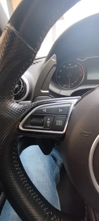 Levas de aluminio ajustable  Para volante Audi A3