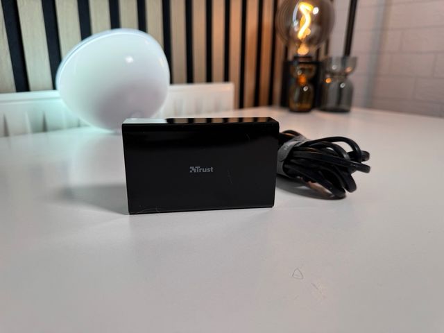 Trust K 5B25 Cargador 5 Puertos USB