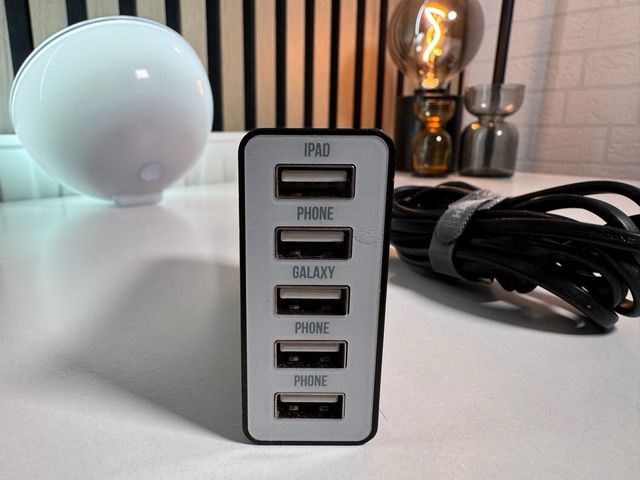 Trust K 5B25 Cargador 5 Puertos USB