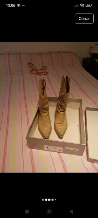 Botas de piel color beige talla 38