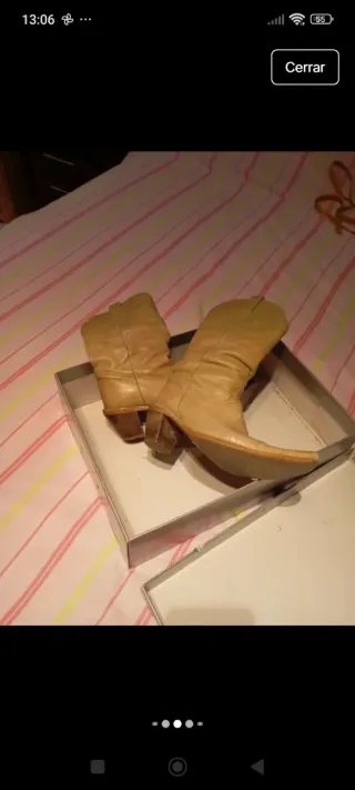 Botas de piel color beige talla 38