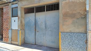 Puerta metálica plegable