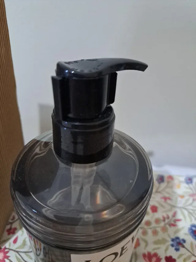 Jabón de manos Loewe Tomato Leaves