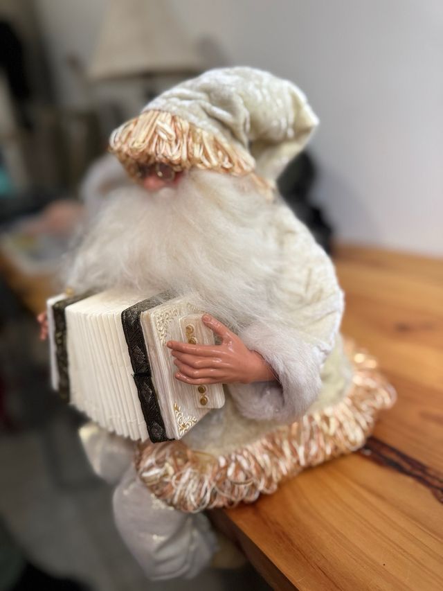 Babbo Natale con musica e movimento a fisarmonica