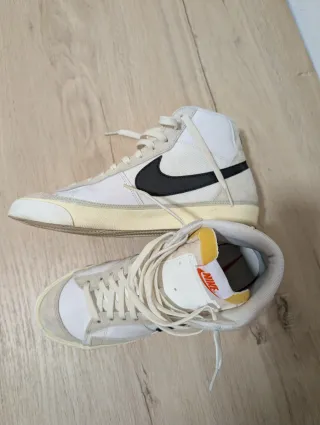Nike Blazer Mid 77 Talla 44