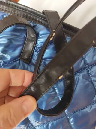 Borsa donna trapuntata con cartellino