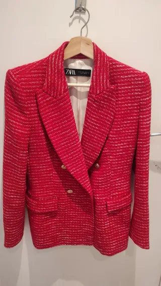 Blazer Zara Rojo Talla XS